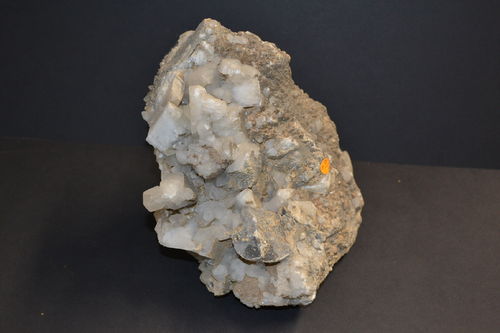 Calcite  quartz pyrite marriage. Pit unit