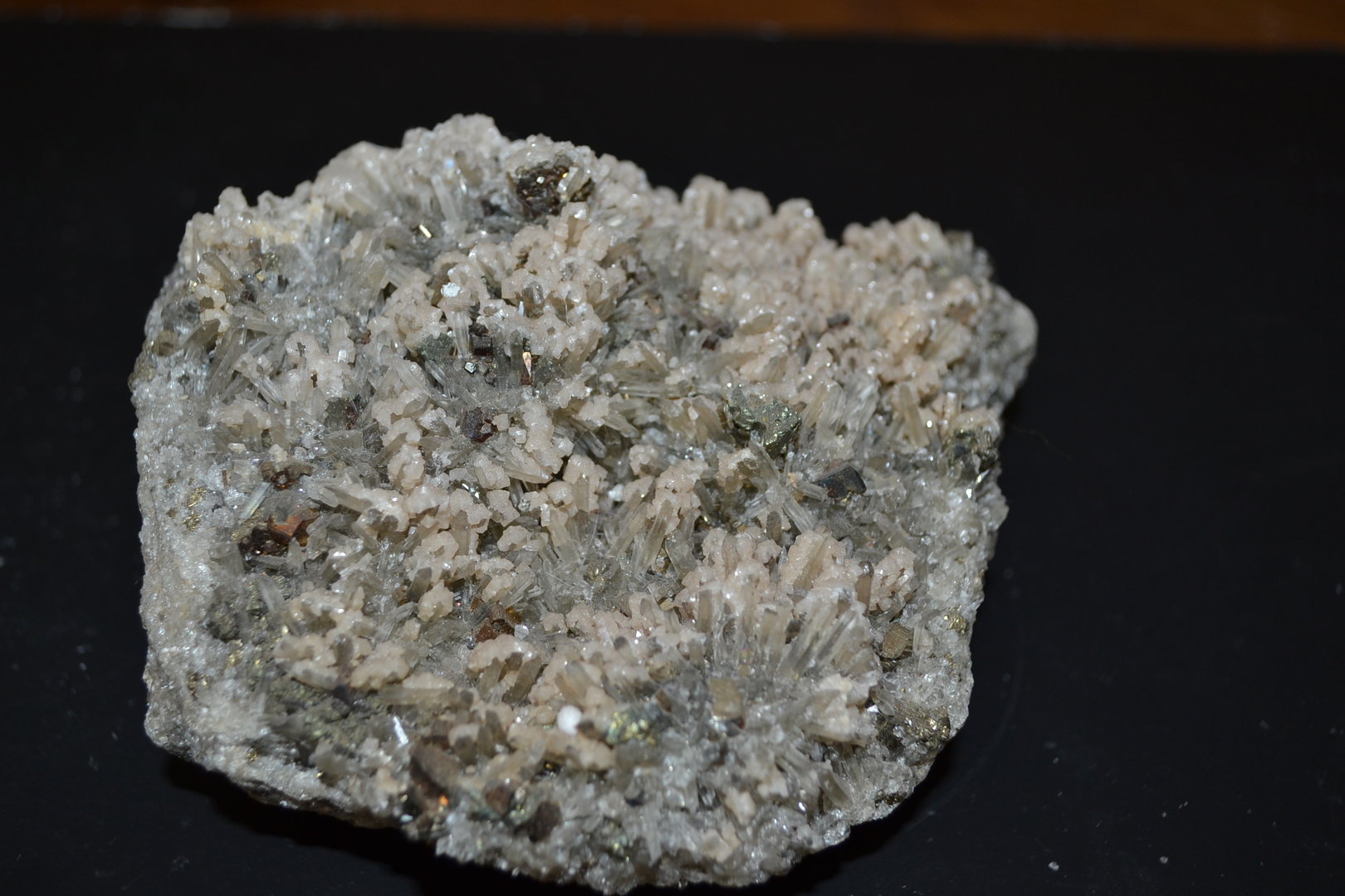 Sphalerite Pyrite Quartz Chalcopyrite Cavnik Romania